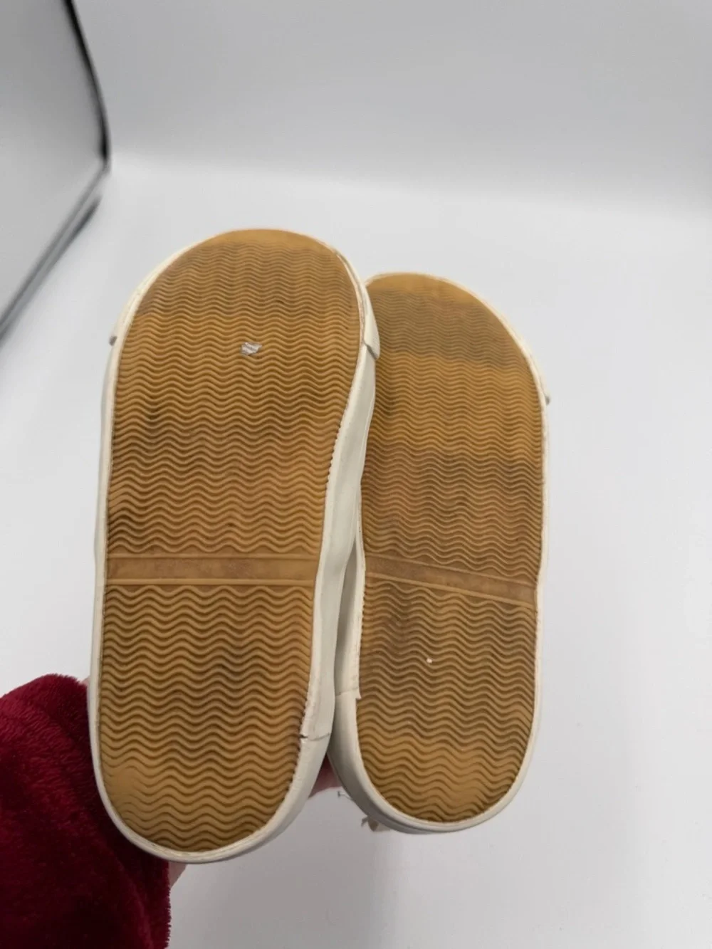 Old Navy Girls Toddler 11 Kids White Eyelet Slip-On Sneakers Shoes